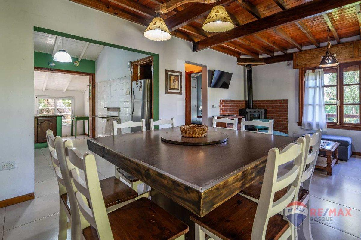 Foto de Venta Casa Pinamar 3 dormitorios y dep a 70 mt Mar, imagen 3