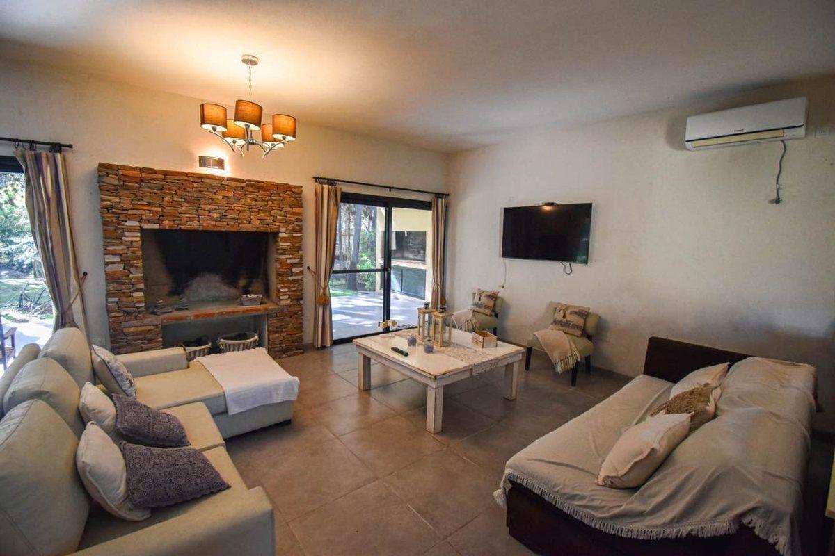 Foto de VENTA DE CASA EN COSTA ESMERALDA, imagen 4
