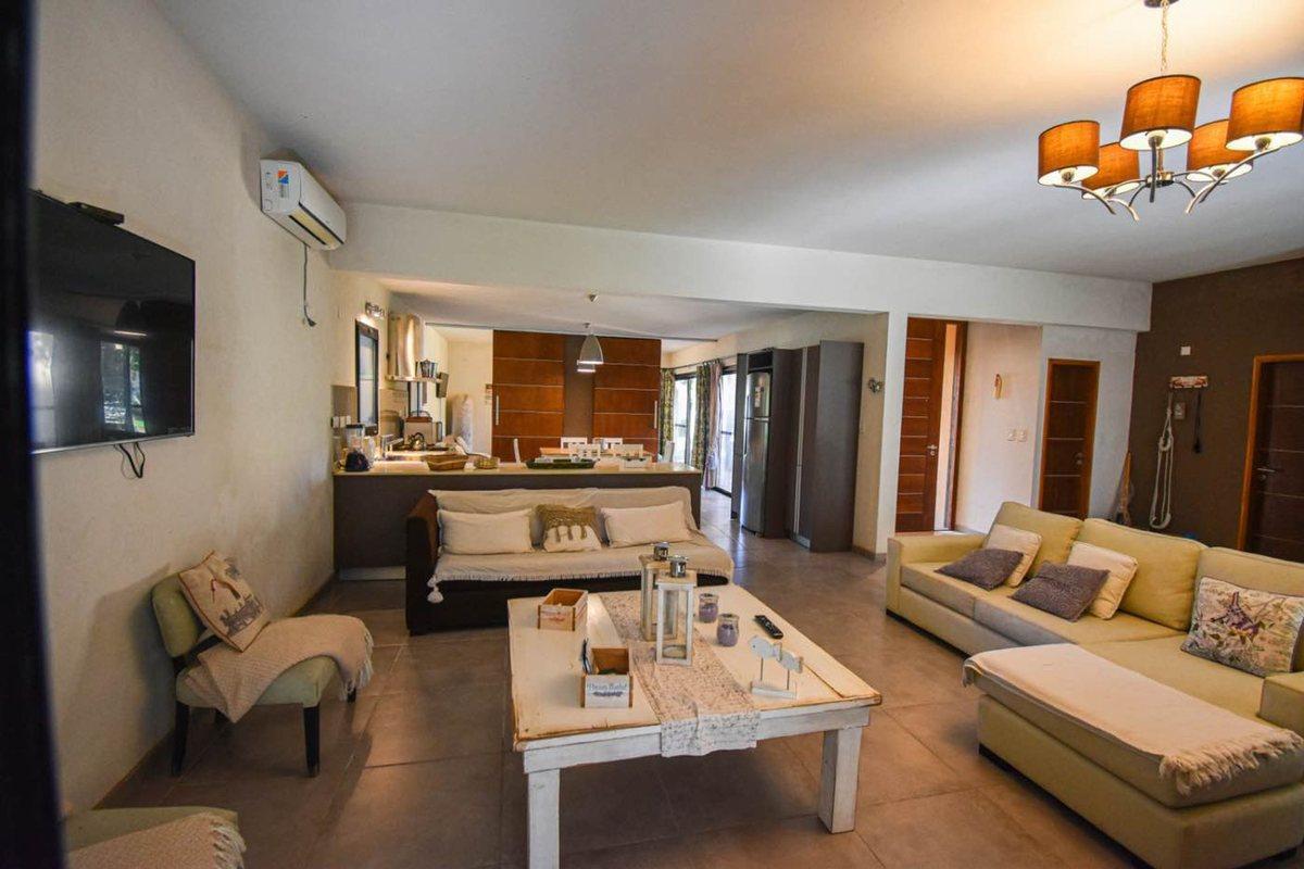 Foto de VENTA DE CASA EN COSTA ESMERALDA, imagen 3