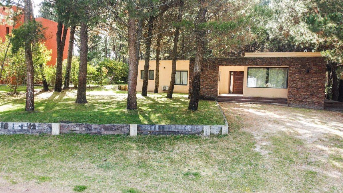 Foto de VENTA DE CASA EN COSTA ESMERALDA, imagen 5