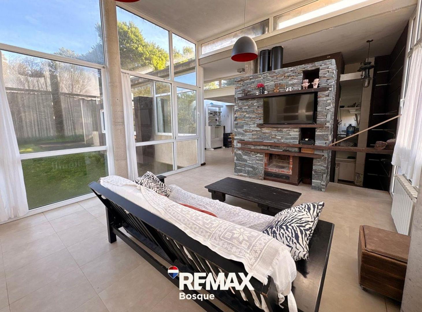Foto de Casa en venta Costa Esmeralda,Senderos II, lote 24, imagen 2
