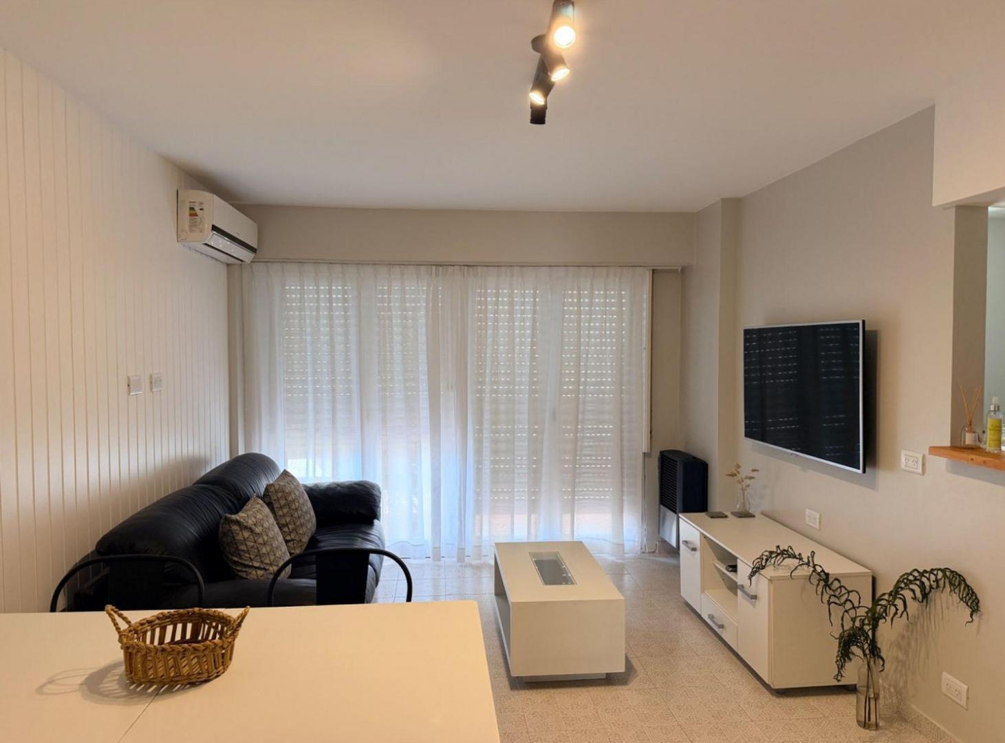 Foto de DEPARTAMENTO VENTA PINAMAR VISTA PARCIAL AL MAR, imagen 1