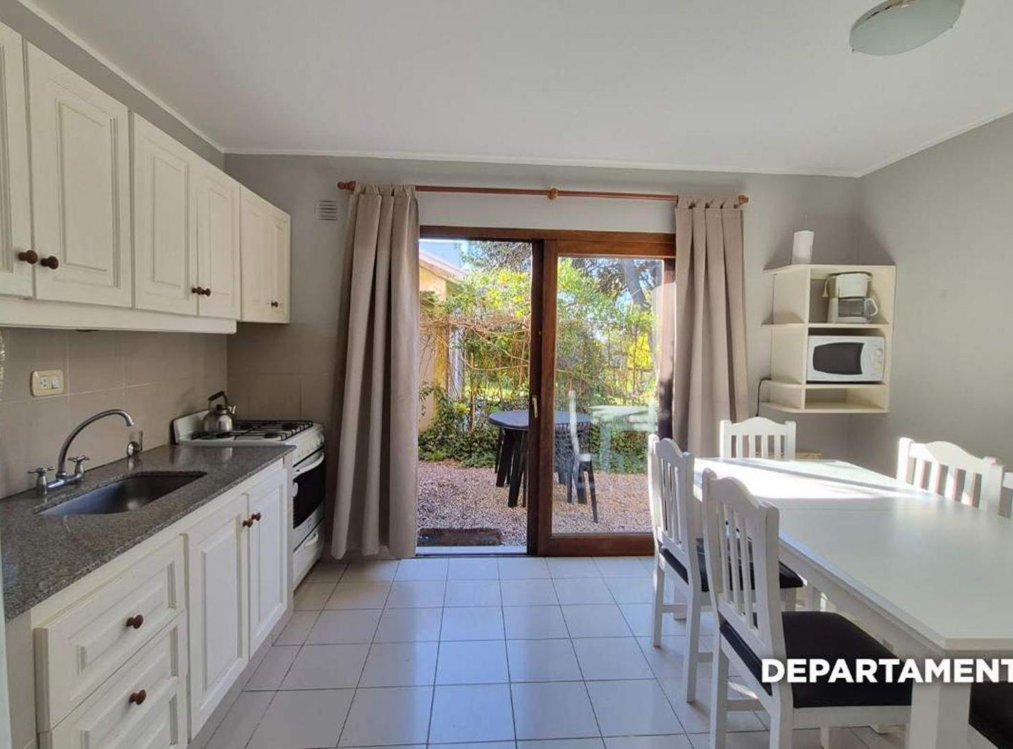 Foto de COMPLEJO DE DUPLEX VENTA VALERIA DEL MAR, imagen 2