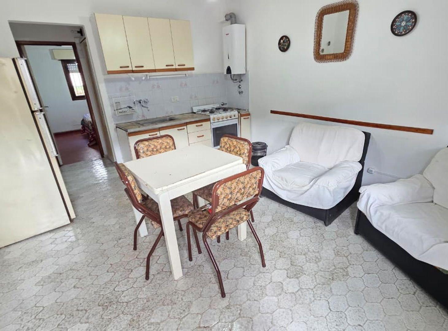 Foto de DEPARTAMENTO VENTA 2AMB VILLA GESELL CON JARDIN, imagen 1