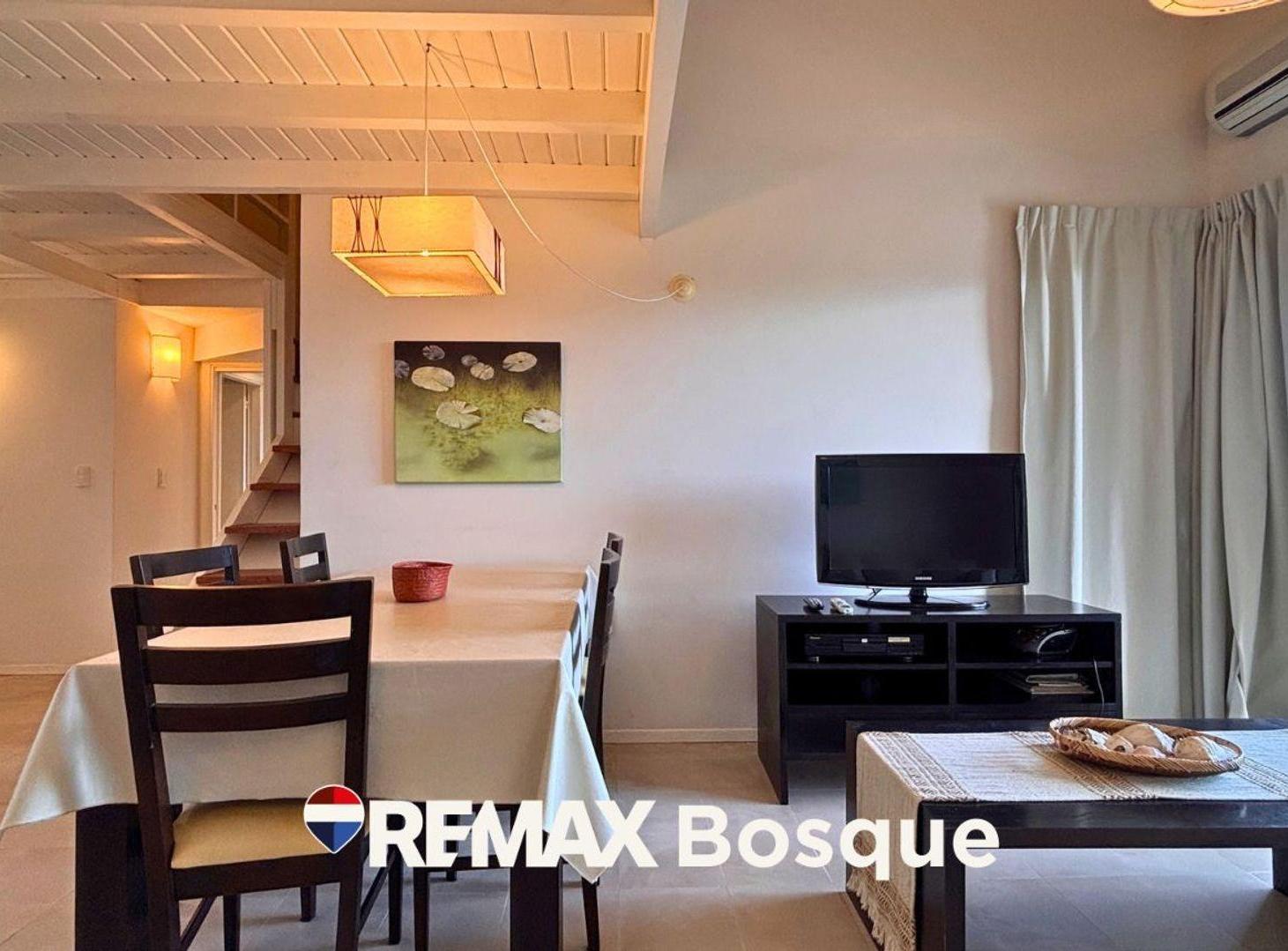 Foto de VENTA DEPARTAMENTO PINAMAR, imagen 2