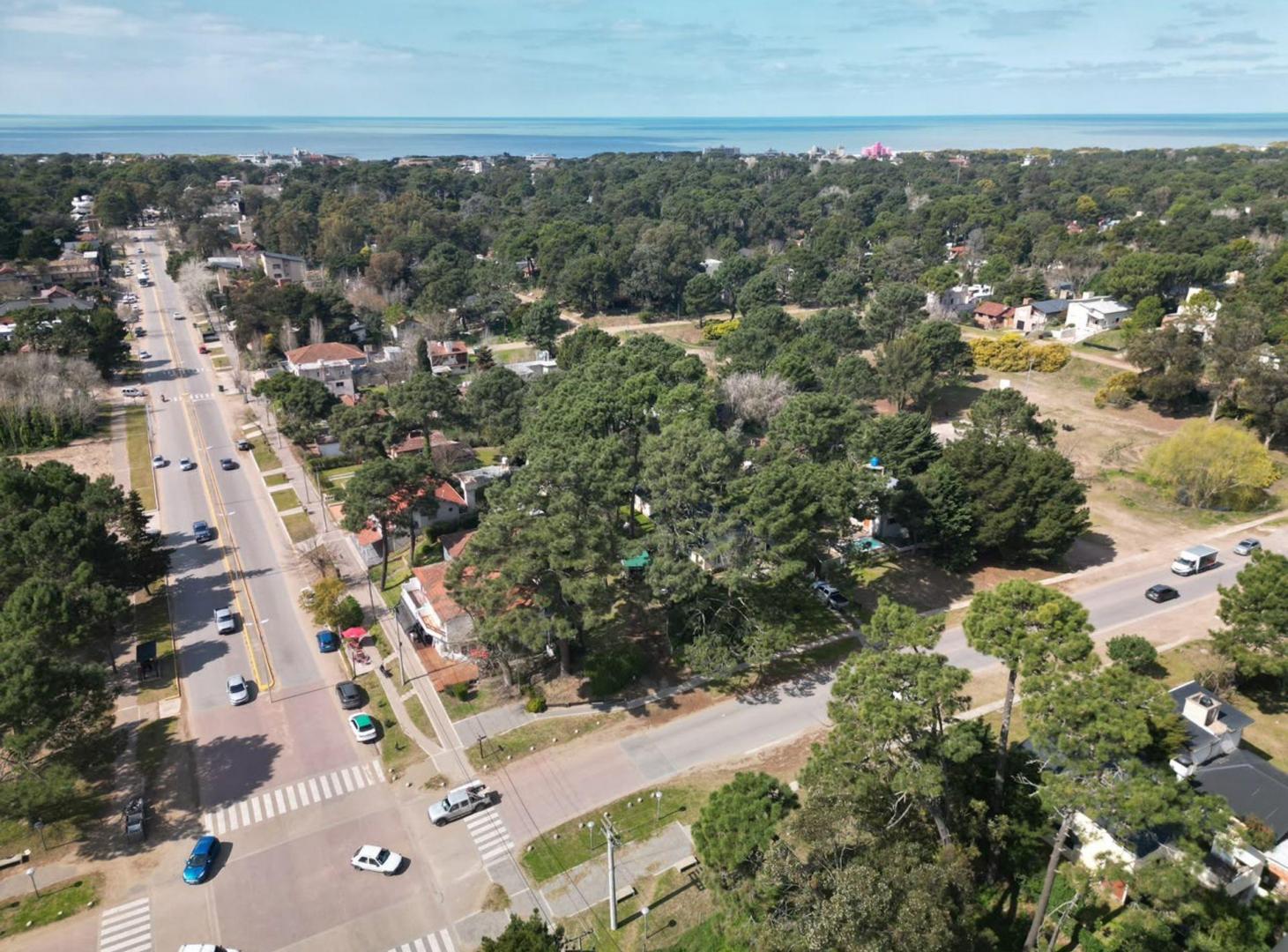 Foto de Venta Lote Comercial multifamiliar Valeria del mar, imagen 2