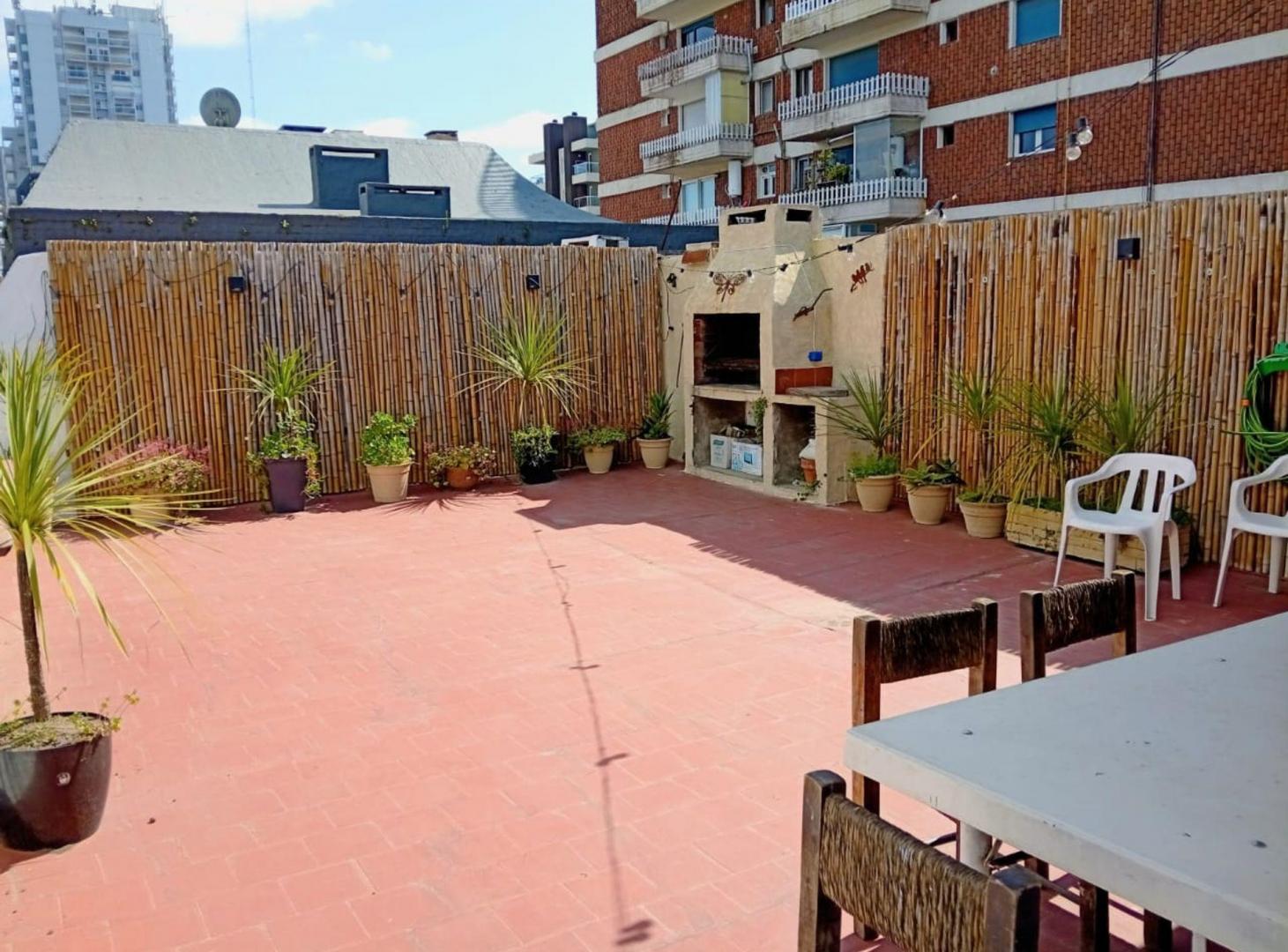 Foto de Venta departamento 2 ambientes con terraza Pinamar, imagen 2
