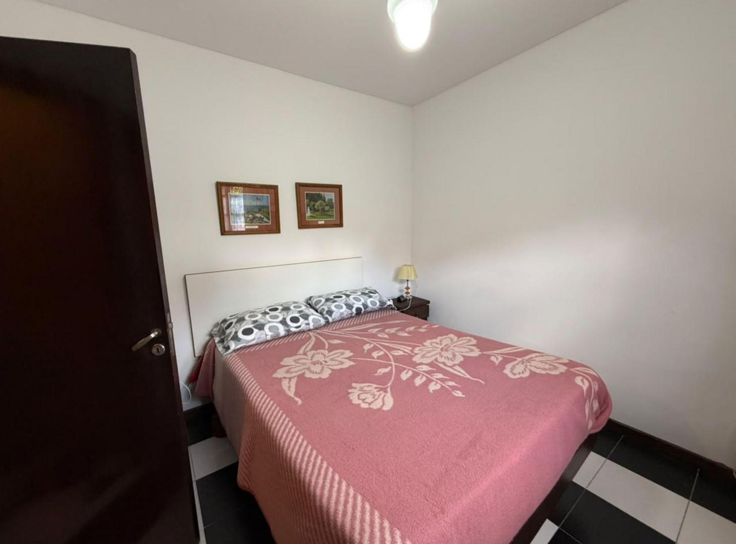 Foto de VENTA DEPARTAMENTO PINAMAR, imagen 2