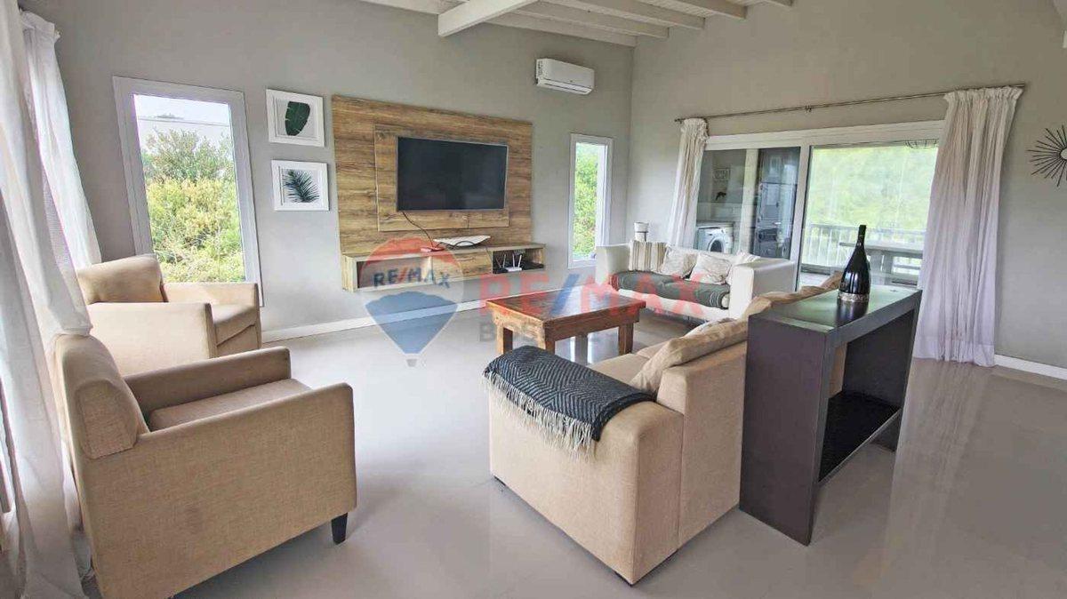 Foto de Casa en venta 5 amb pileta Res. l Costa Esmeralda, imagen 4