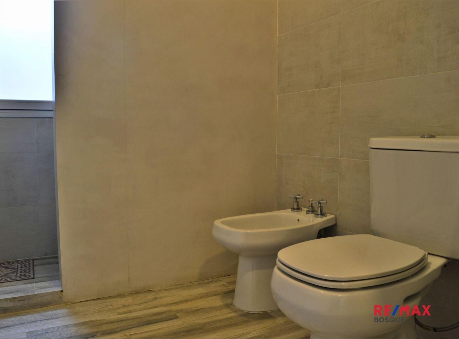 Foto de VENTA CASA 3 AMBIENTES BARRIO I VILLA ROBLES, imagen 2
