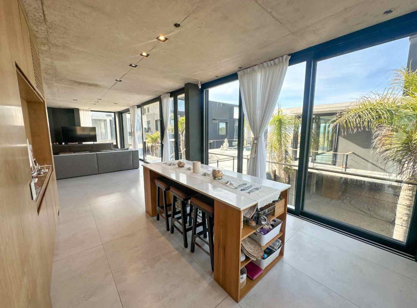 Foto de Casa en Venta en Costa Esmeralda FRENTE AL MAR, imagen 5