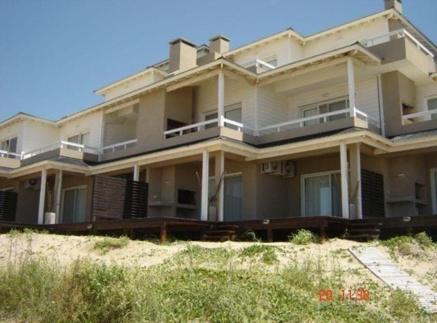 Foto de DEPARTAMENTO EN VENTA SALIDA DIRECTA AL MAR, imagen 4