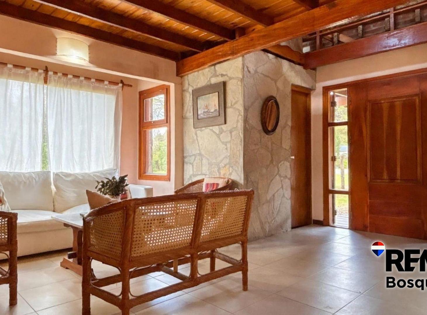 Foto de VENTA CASA VALERIA DEL MAR 4 AMBIENTES, imagen 2