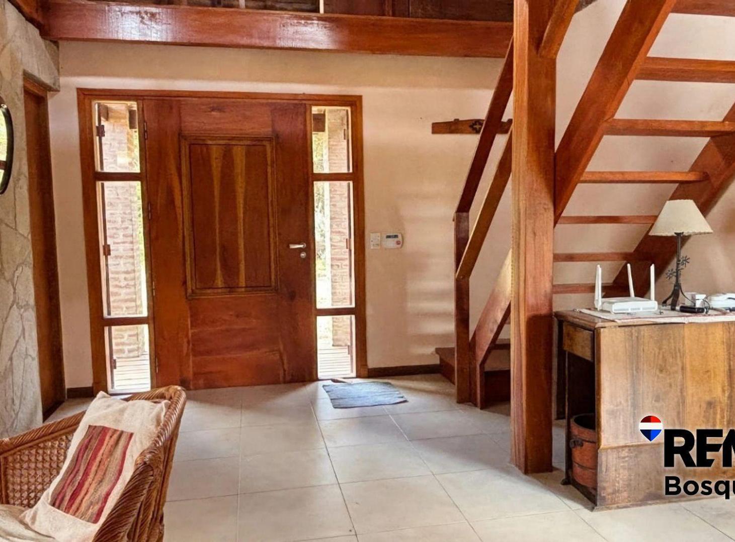 Foto de VENTA CASA VALERIA DEL MAR 4 AMBIENTES, imagen 1