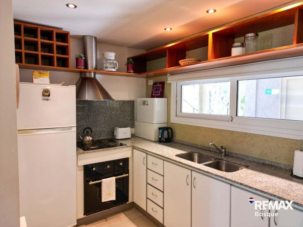 Foto de DEPARTAMENTO VENTA MAR DE LAS PAMPAS A MTS DEL MAR, imagen 2