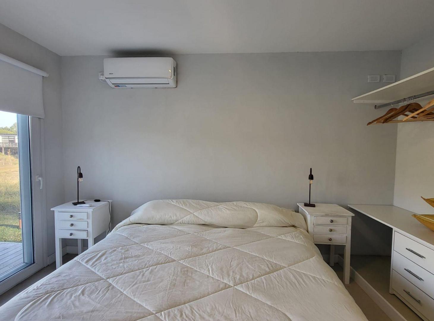 Foto de Casa Venta Costa Esmeralda con pileta toma permuta, imagen 5