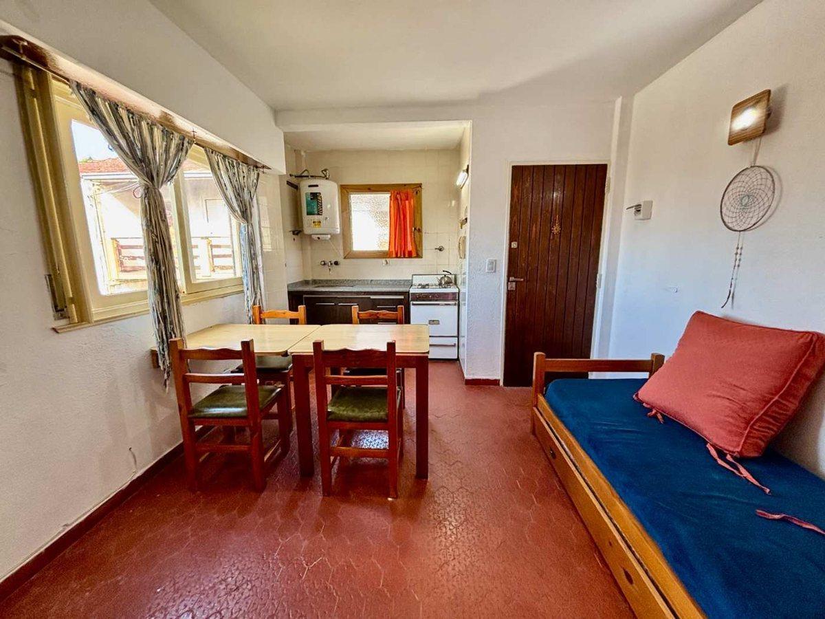 Foto de DEPARTAMENTO VENTA DOS AMBIENTES VILLA GESELL, imagen 2