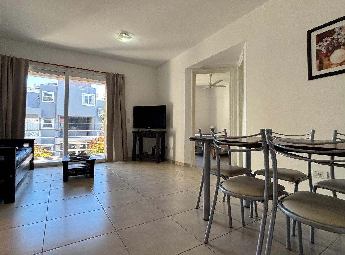 Foto de DEPARTAMENTO VENTA PINAMAR CENTRO, imagen 1