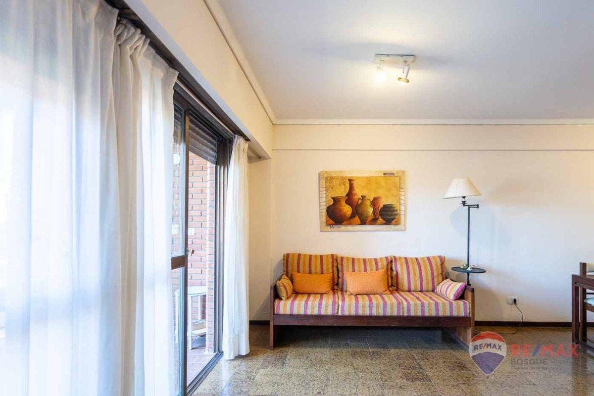 Foto de DEPARTAMENTO VENTA PINAMAR 5 AMB COCHERA MTS PLAYA, imagen 4