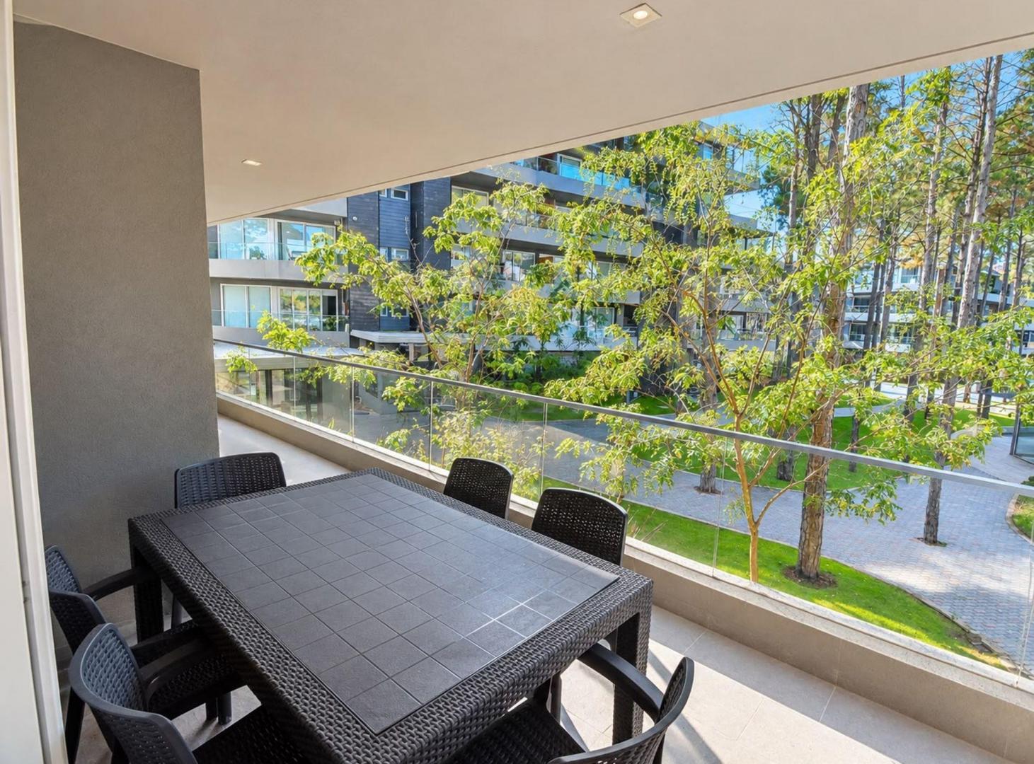 Foto de Venta departamento 3 ambientes en Pinamar, imagen 2