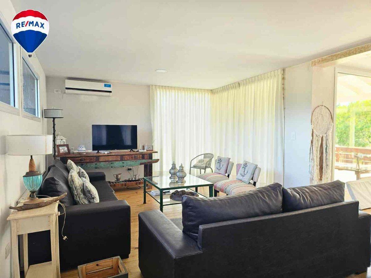 Foto de CASA VENTA COSTA ESMERALDA 5 AMBIENTES, imagen 1