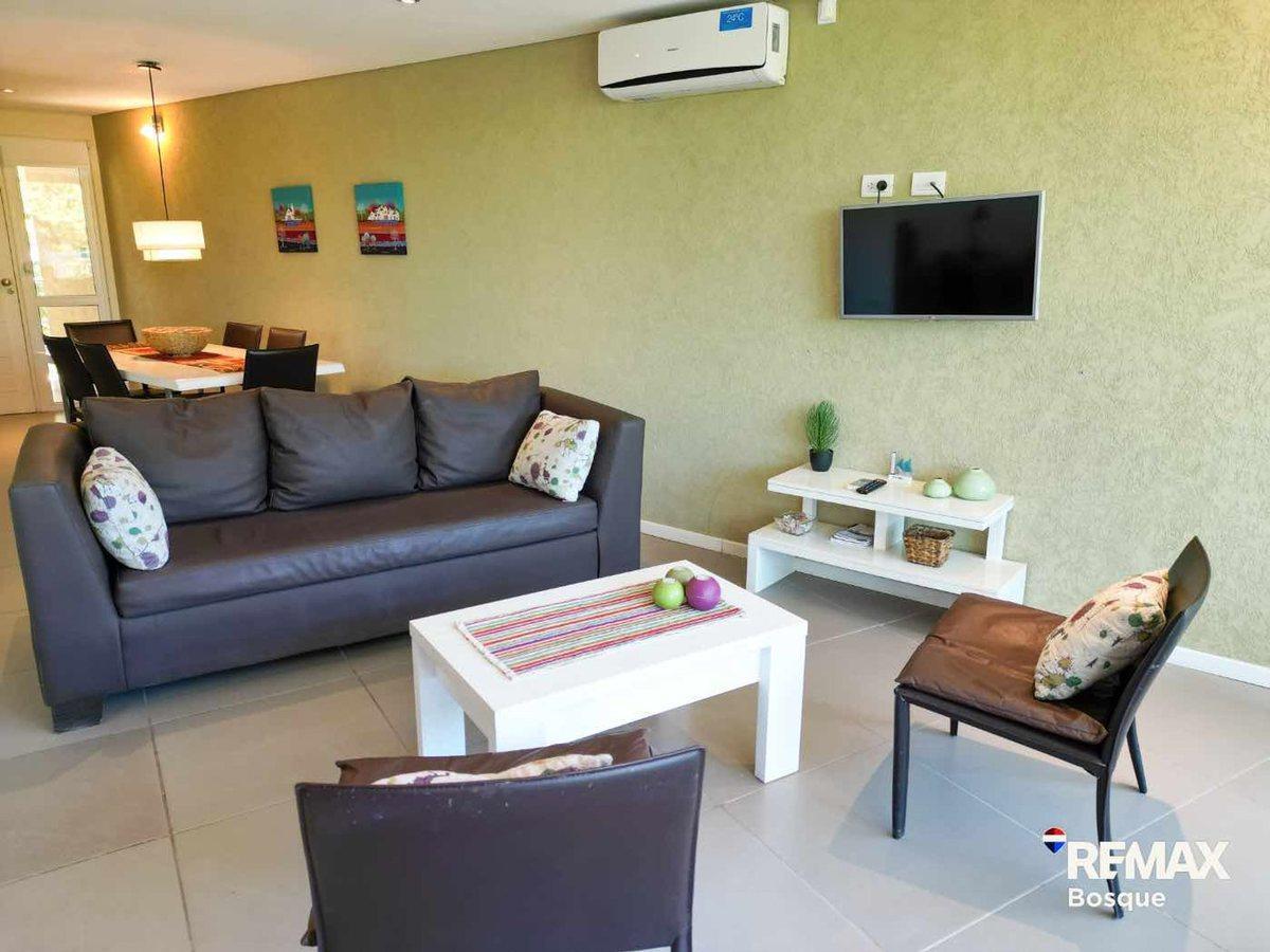 Foto de DEPARTAMENTO VENTA MAR DE LAS PAMPAS A MTS DEL MAR, imagen 2
