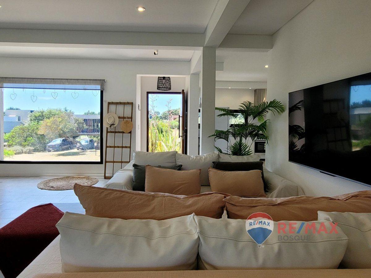 Foto de VENTA CASA COSTA ESMERALDA RESIDENCIAL II GAS NAT, imagen 5