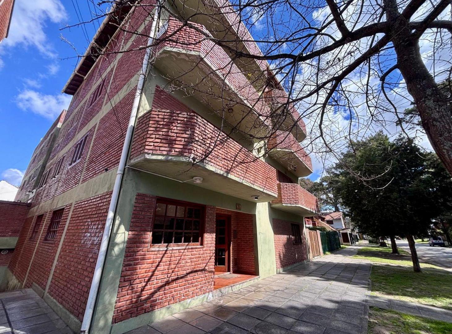 Foto de VENTA DEPARTAMENTO DOS AMBIENTES CON GAS NATURAL, imagen 4