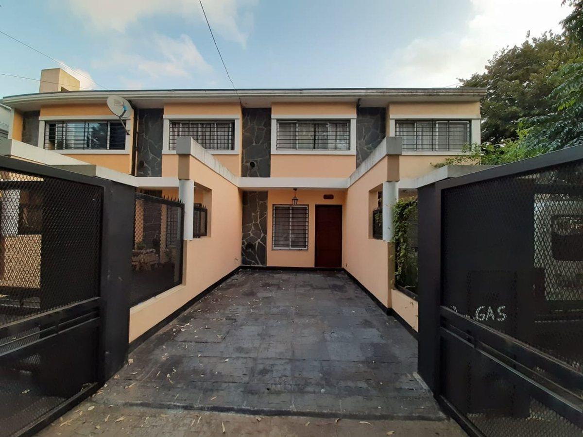 Foto de VENTA DE TRIPLEX SAN BERNARDO A 6 CUADRAS DEL MAR, imagen 2