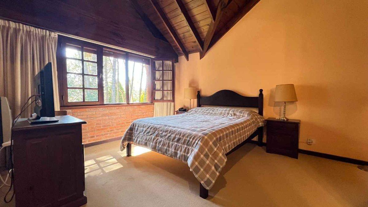 Foto de CASA EN VENTA PINAMAR NORTE 5 AMBIENTES COCHERA, imagen 3