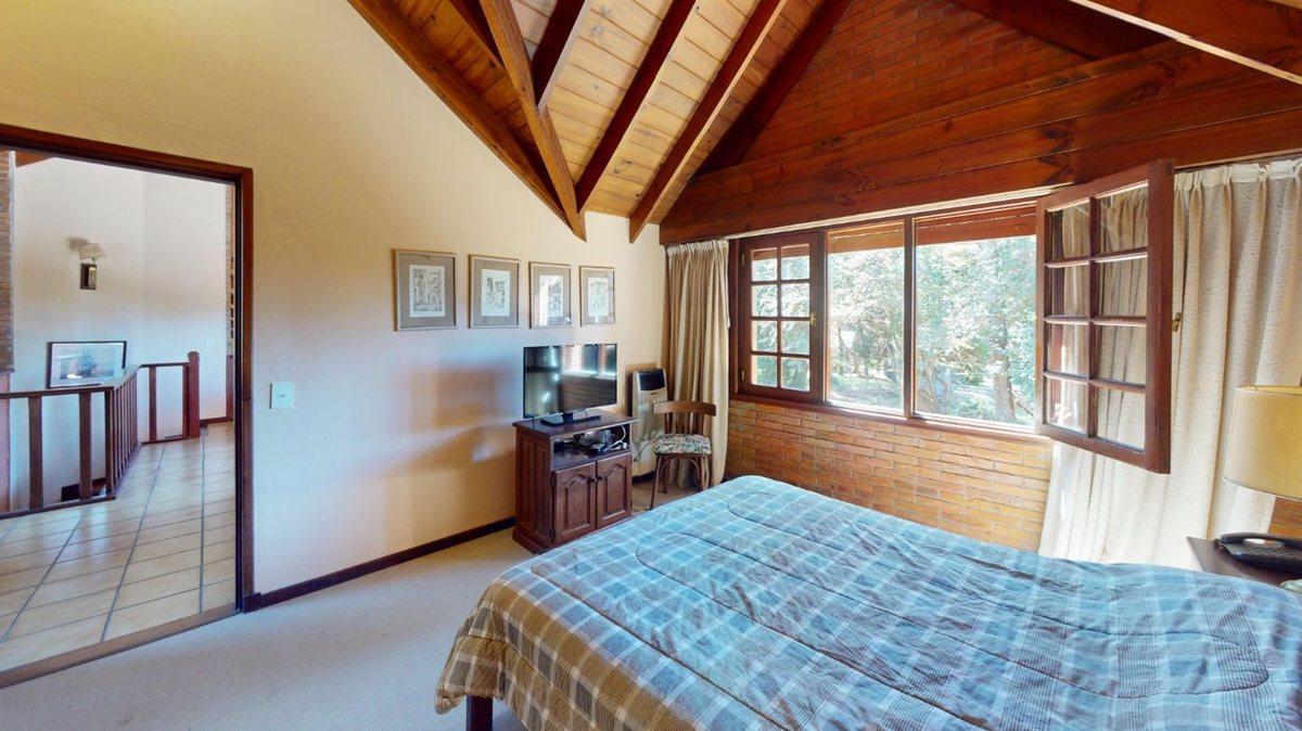 Foto de CASA EN VENTA PINAMAR NORTE 5 AMBIENTES COCHERA, imagen 5