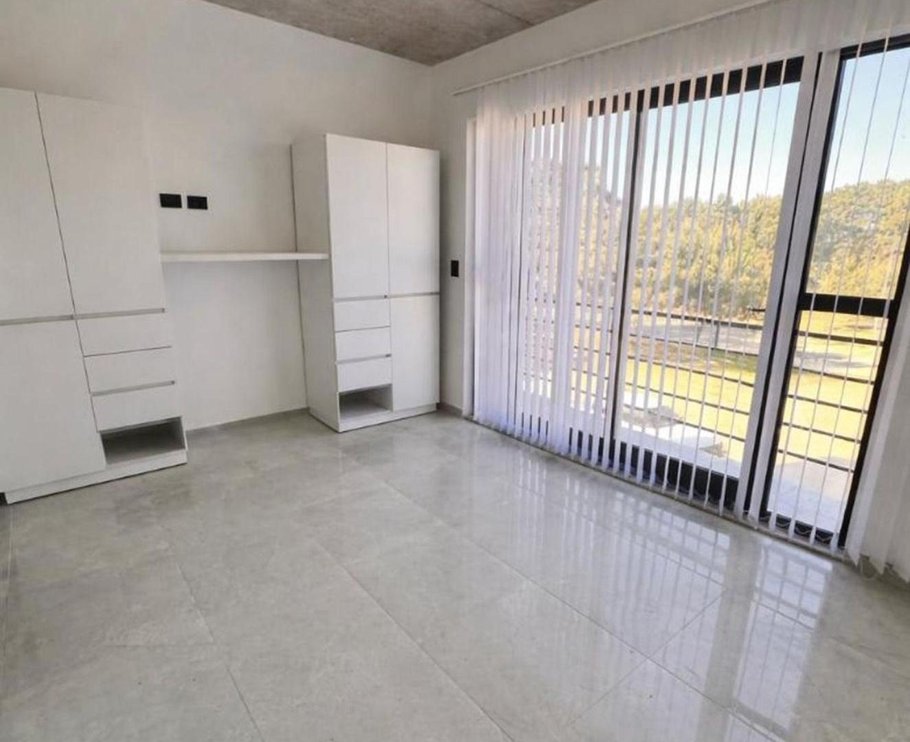 Foto de Casa Triplex en venta Barrio Nayades 4 AMBIENTES, imagen 5
