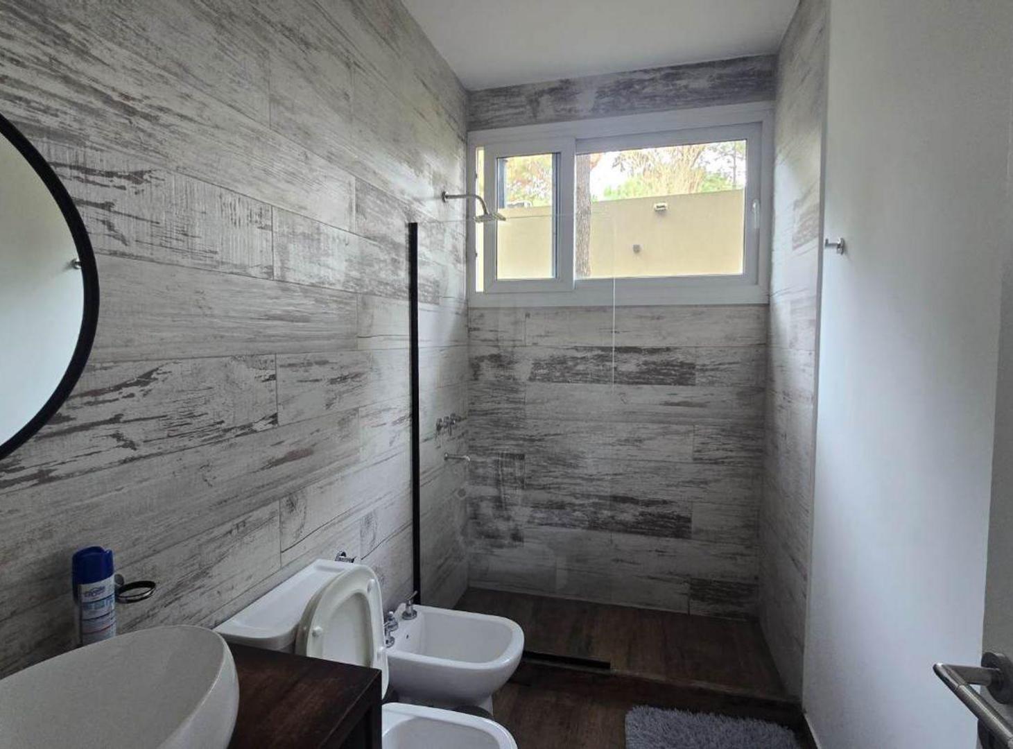 Foto de CASA EN VENTA BARRIO RESIDENCIAL I COSTA ESMERALDA, imagen 3
