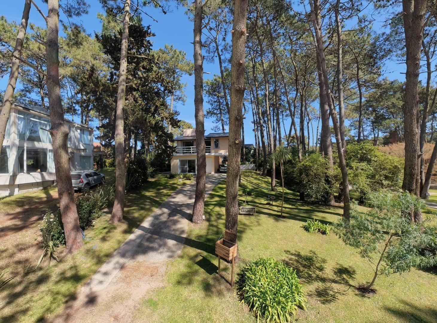Foto de Casa en Venta en Pinamar Zona Golf nuevo, imagen 5