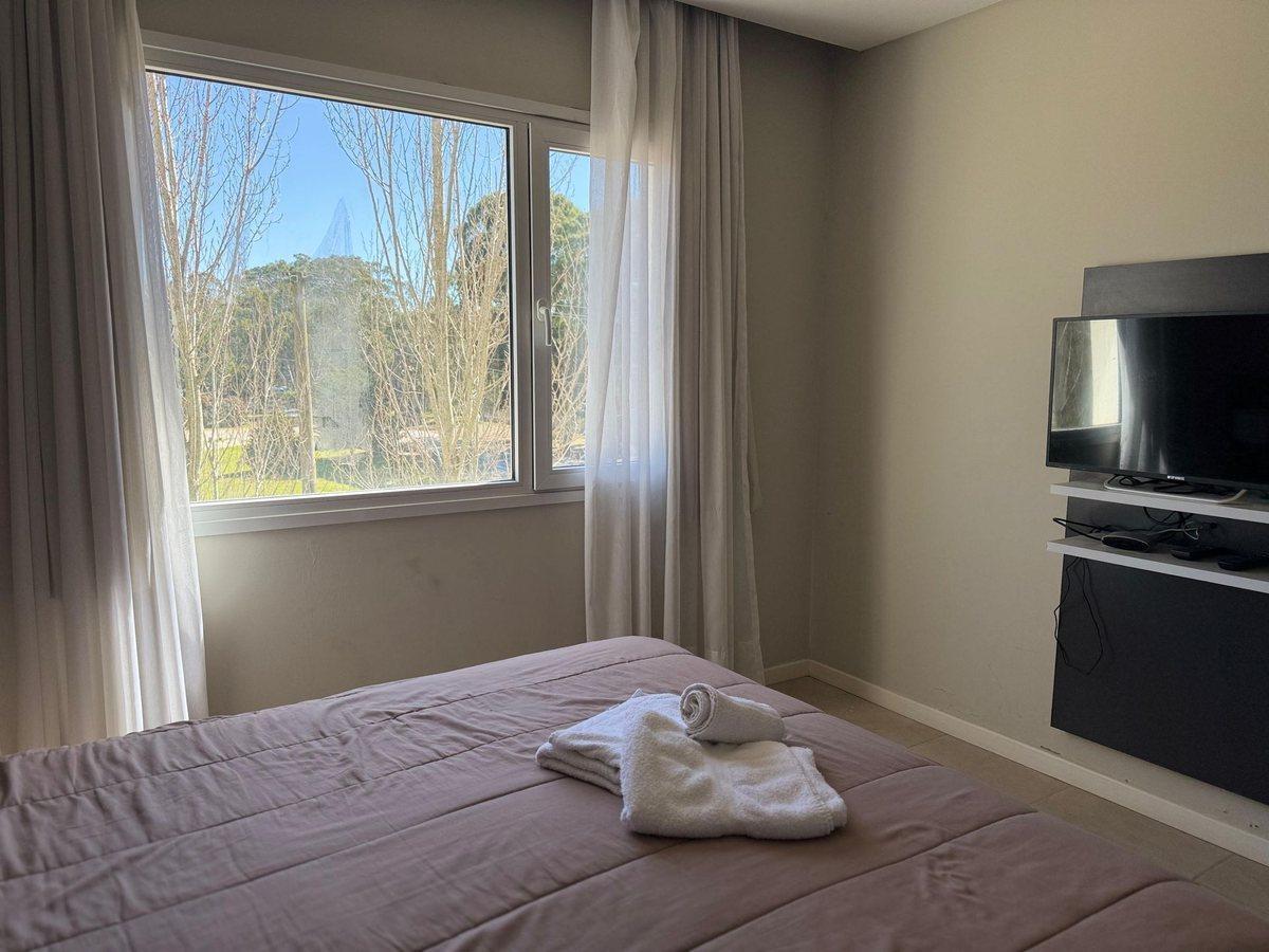 Foto de Departamento venta Pinamar Moderno Piscina, imagen 3