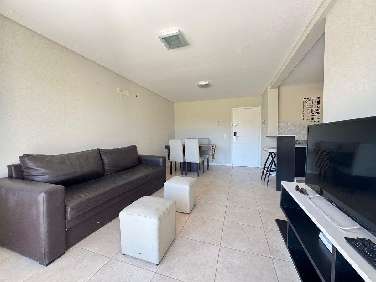 Foto de Departamento venta Pinamar Moderno Piscina, imagen 5