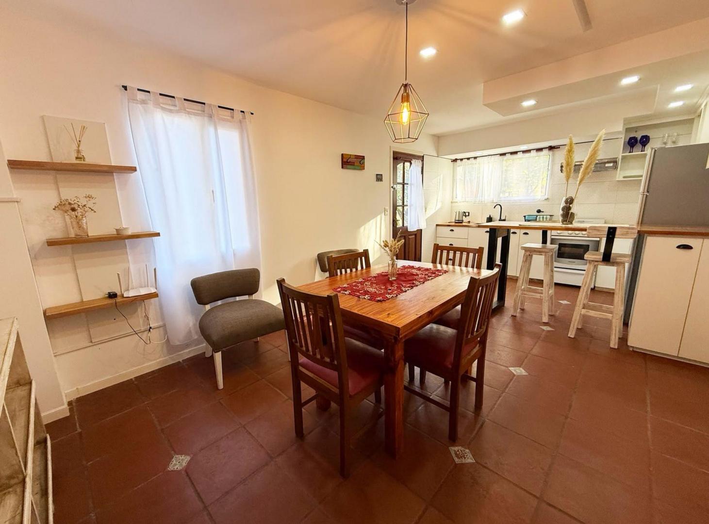 Foto de Alquiler pinamar departamento tres ambientes, imagen 1
