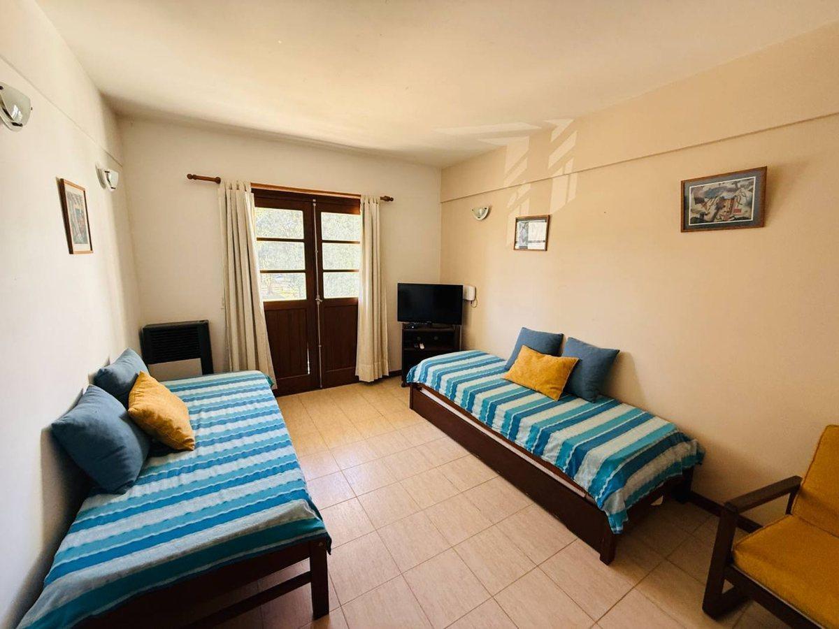 Foto de DEPARTAMENTO VENTA PINAMAR 2 AMB Y MEDIO PISCINA, imagen 3