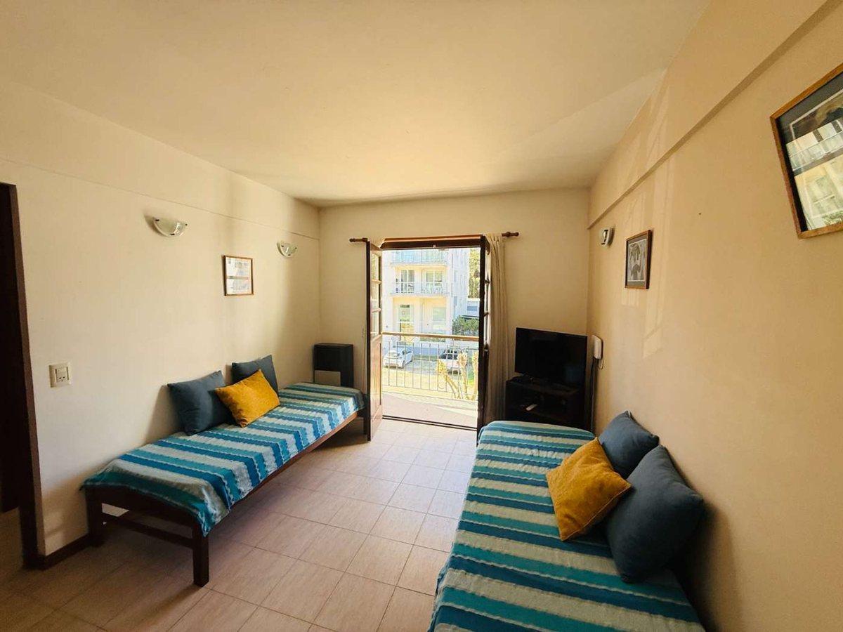 Foto de DEPARTAMENTO VENTA PINAMAR 2 AMB Y MEDIO PISCINA, imagen 5