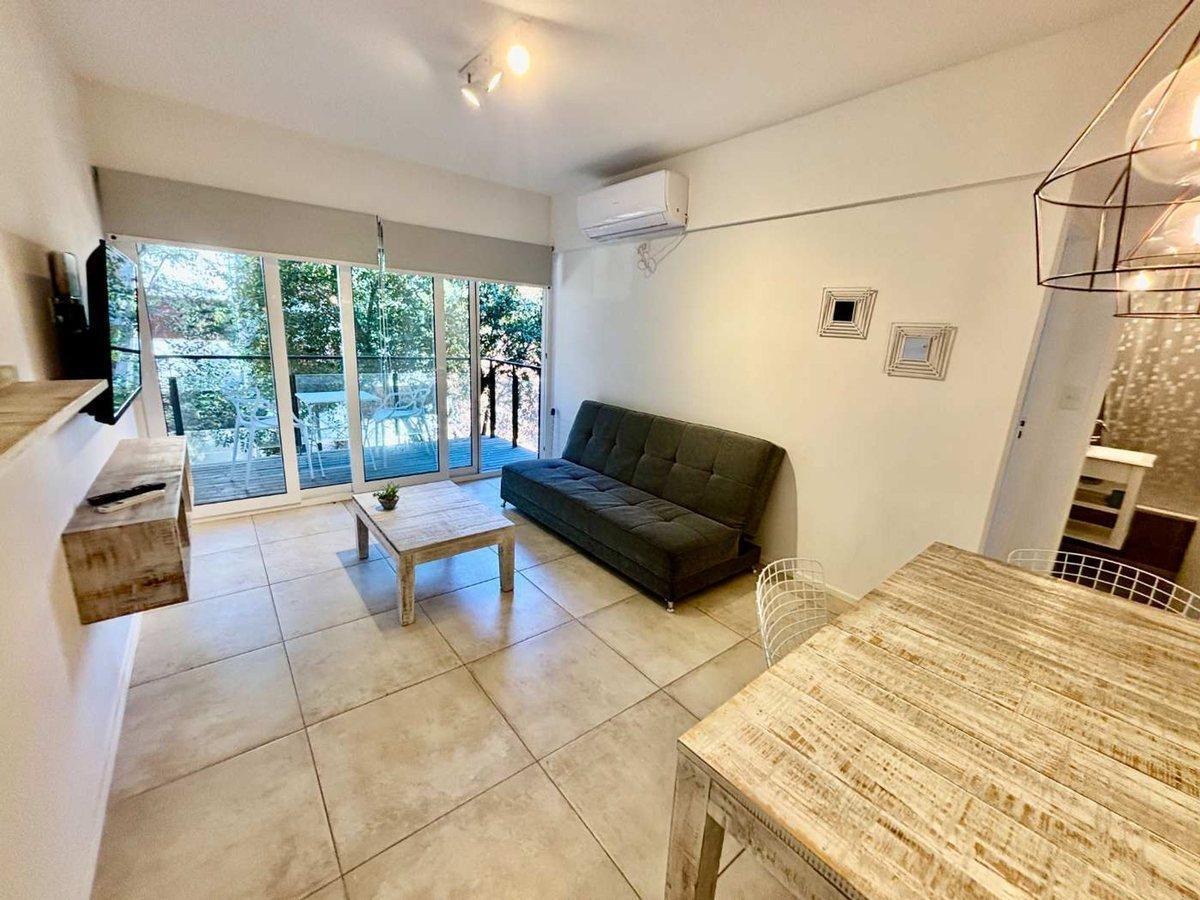 Foto de ALQUILER ANUAL DEPARTAMENTO PINAMAR 2 AMB., imagen 2