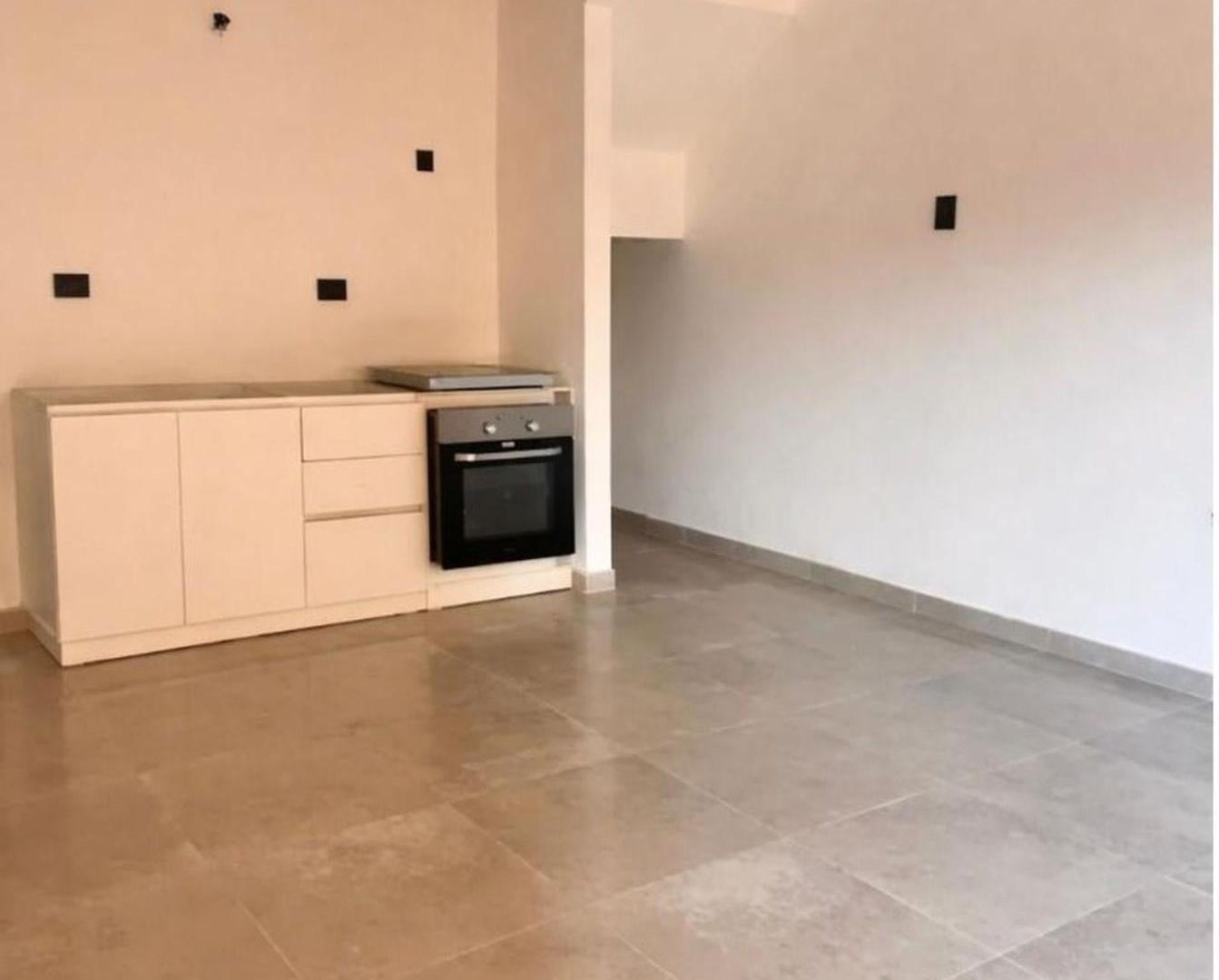 Foto de Casa Triplex en venta Barrio Nayades 4 AMBIENTES, imagen 5