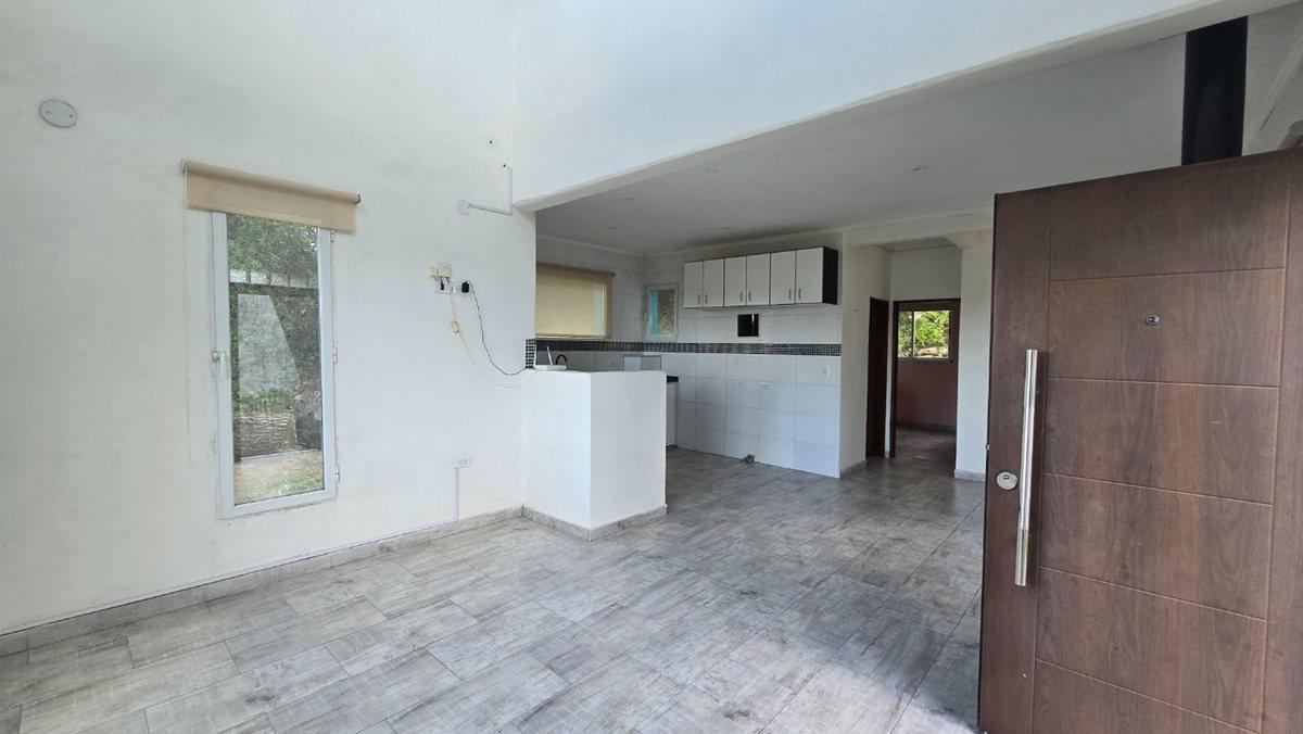 Foto de CASA EN VENTA APTA CREDITO VILLA GESELL, imagen 4