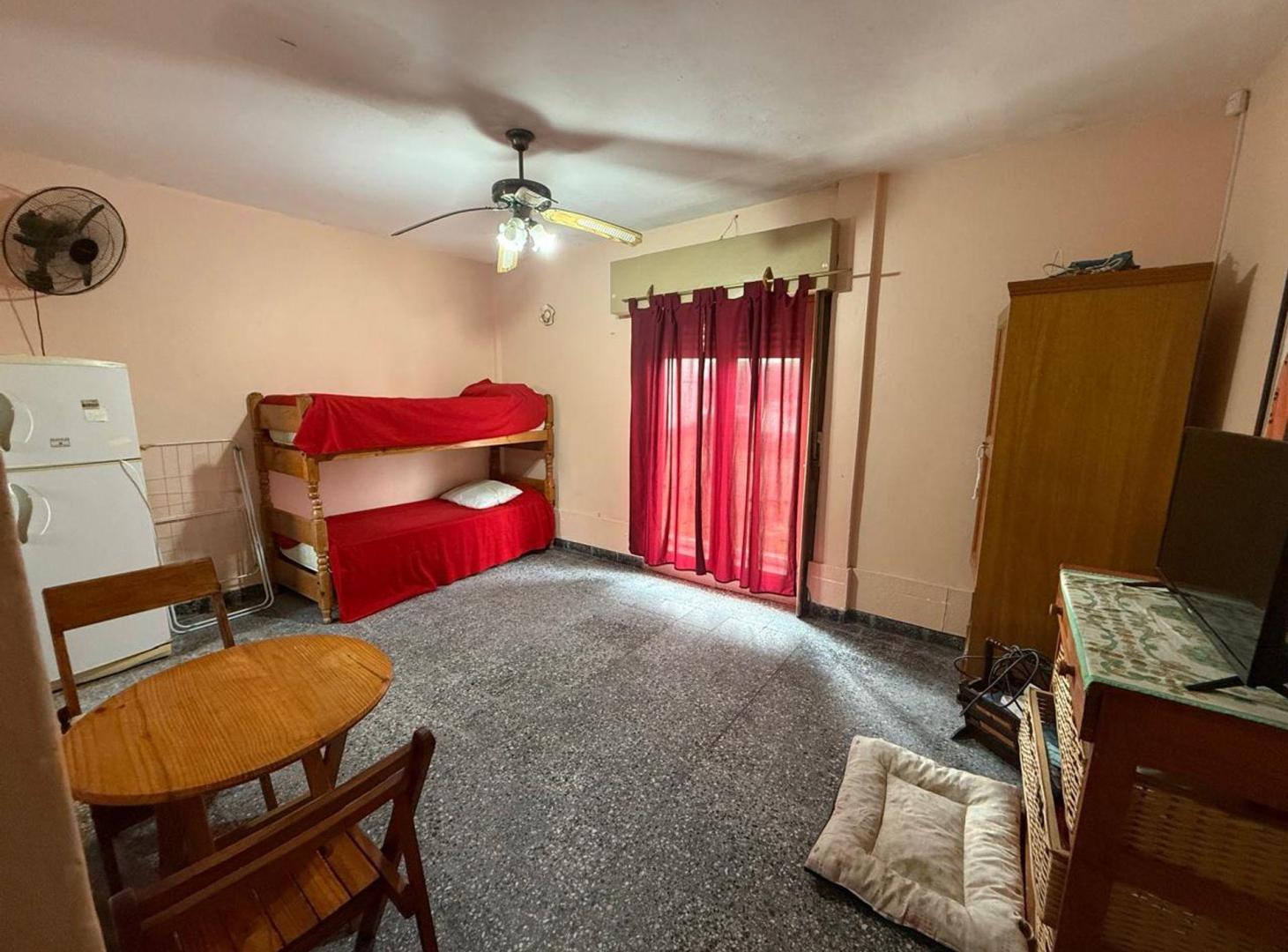 Foto de Venta amplio Monoambiente c/ balcón en Las Toninas, imagen 2