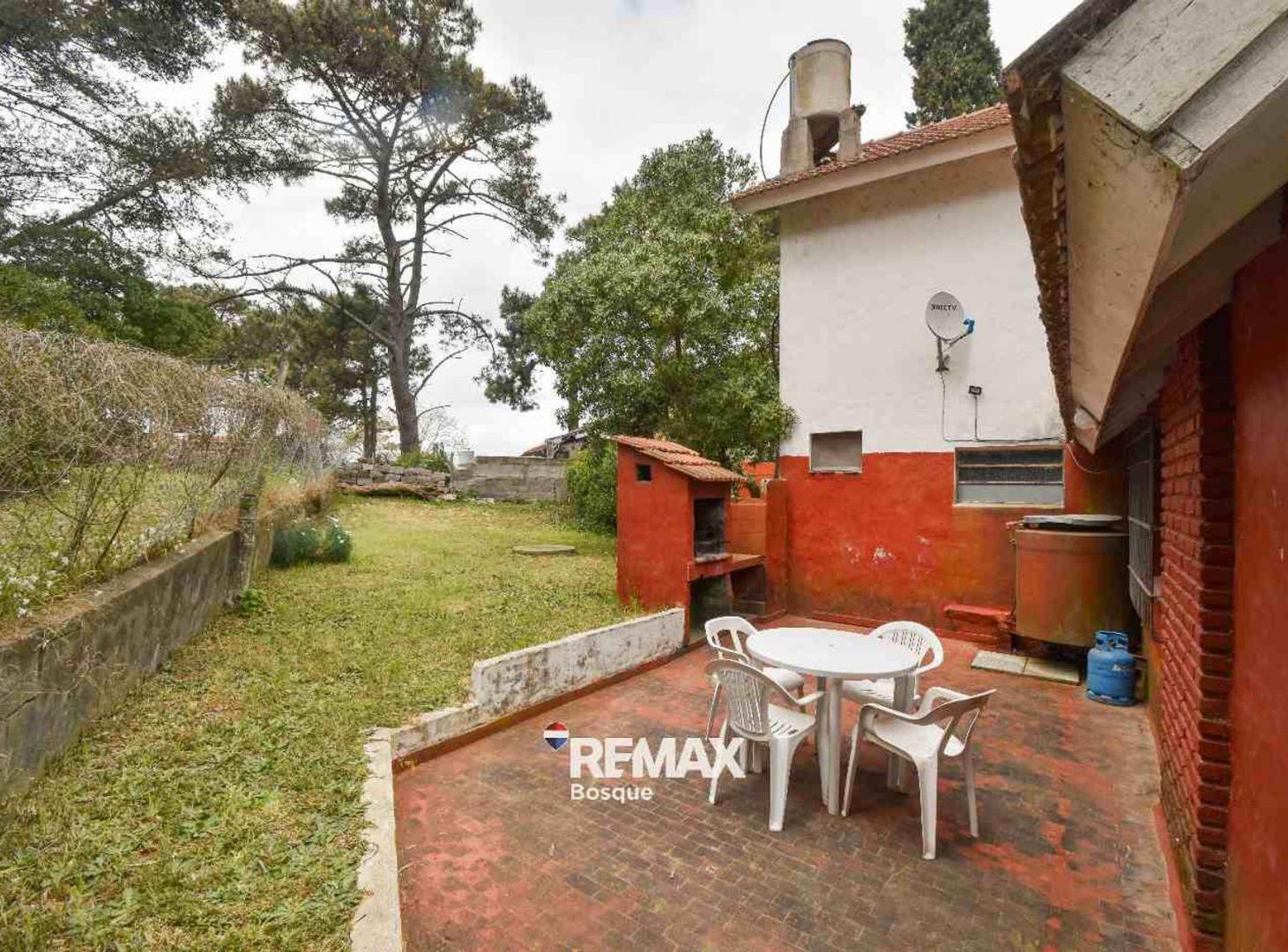 Foto de VENTA DUPLEX GESELL 3 AMBIENTES CON COCHERA, imagen 3