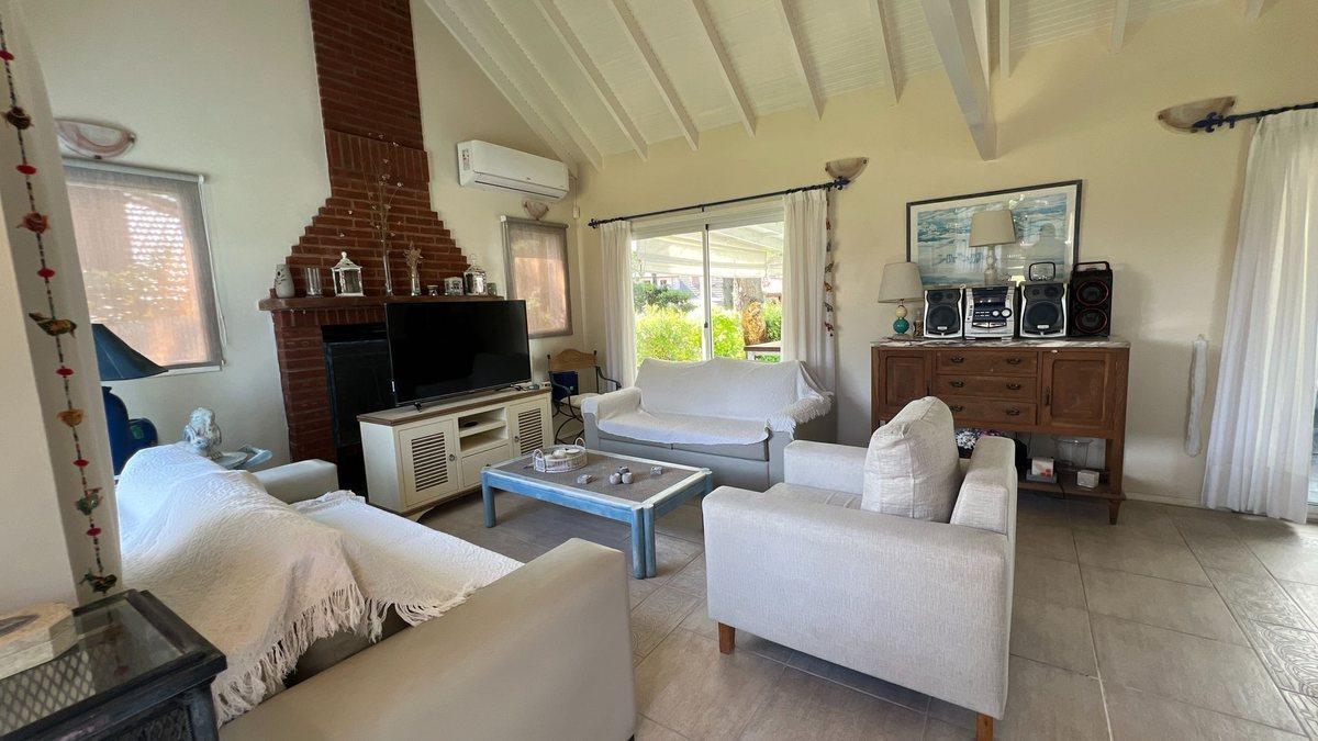 Foto de CASA EN VENTA EN PINAMAER, imagen 2