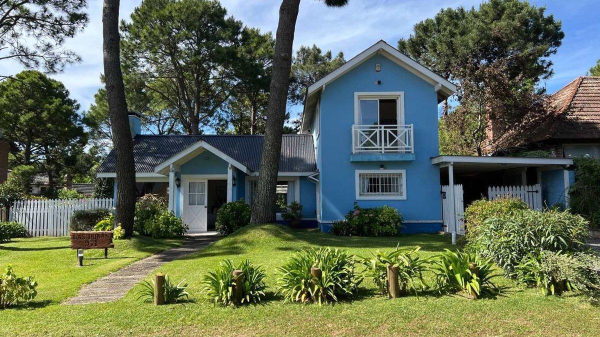 Foto de CASA EN VENTA EN PINAMAER, imagen 1