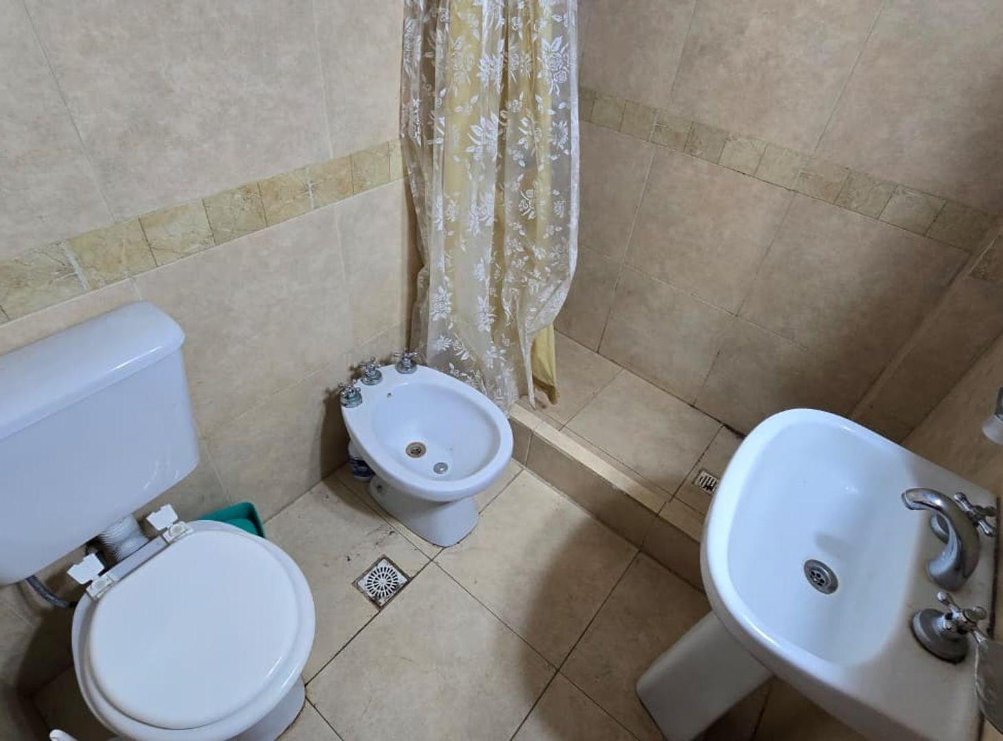 Foto de DUPLEX VENTA 4 AMBIENTES MAR DEL TUYU, imagen 5