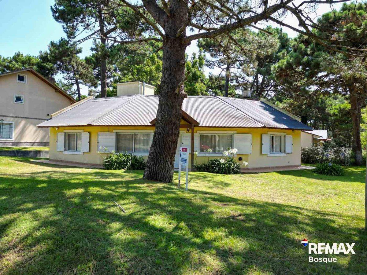 Foto de CASA VENTA VALERIA DEL MAR EN ESQUINA, imagen 5