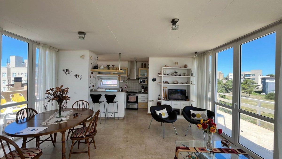 Foto de VENTA CASA VILLA GESELL CERCA DEL MAR, imagen 3