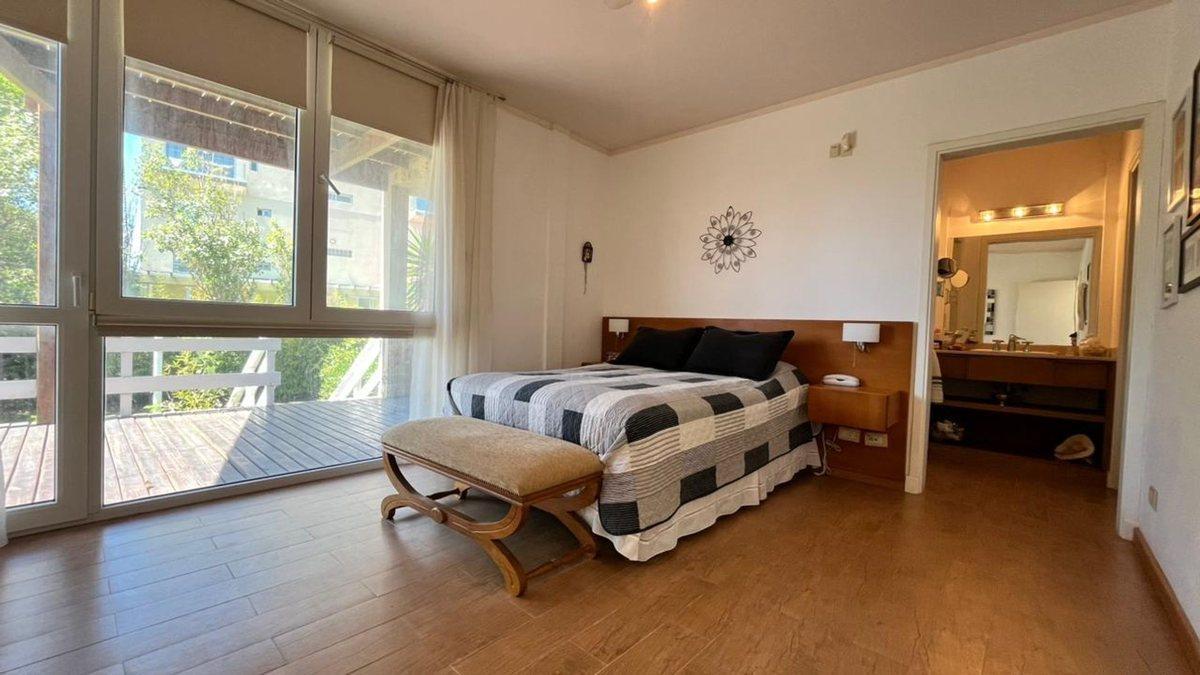 Foto de VENTA CASA VILLA GESELL CERCA DEL MAR, imagen 5